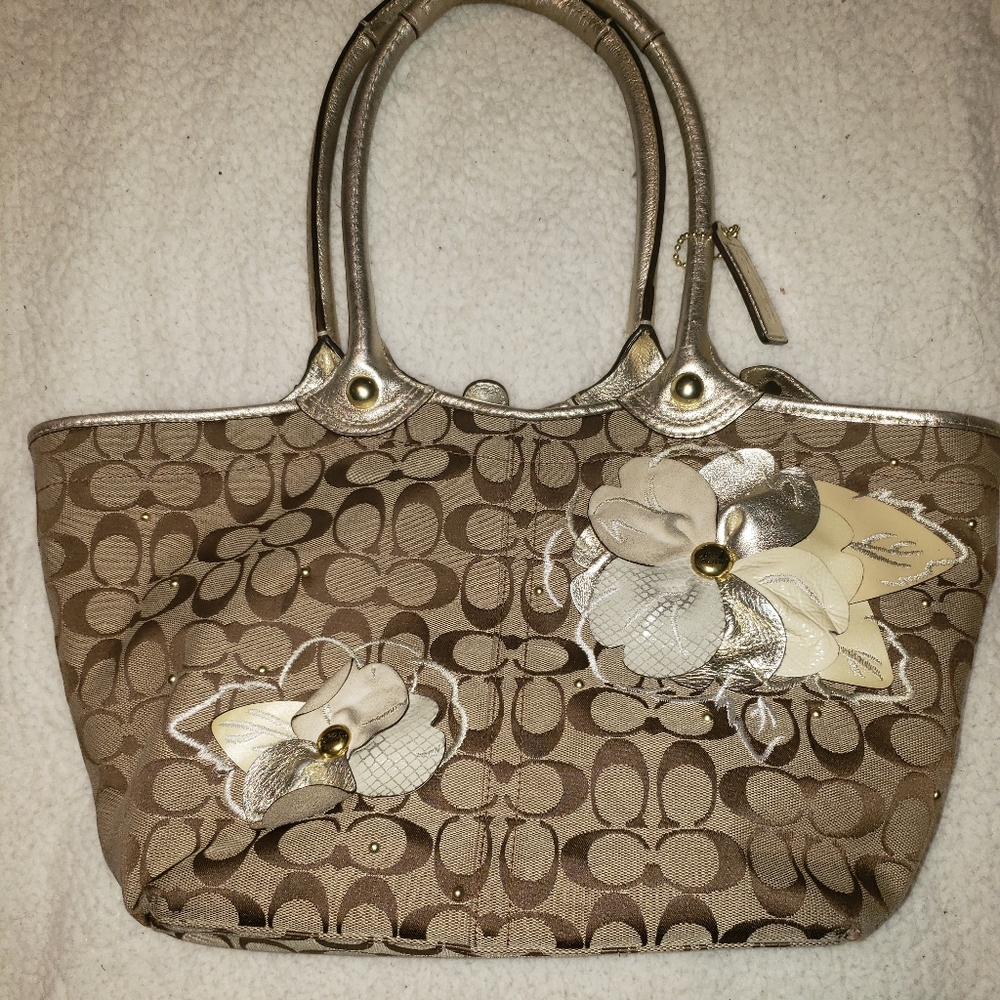 Coach shoulder bag,  larger. Poppies